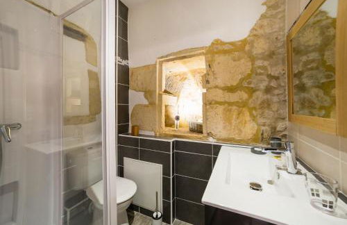 La Tour de Beynac, XIVe siècle, au cœur du village - Foto 16