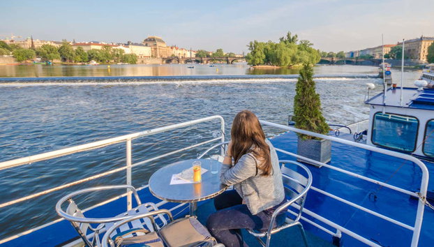 Passeio de barco pelo rio Moldava - Foto 3
