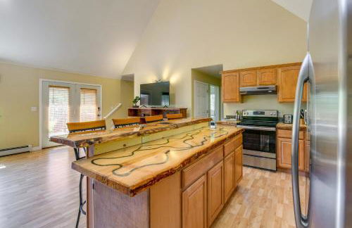 Spacious and Private Home with Lazy Mountain View - Foto 6