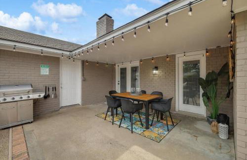 Relaxing Texas Retreat 4BR w Pool & Dream Kitchen - Foto 38