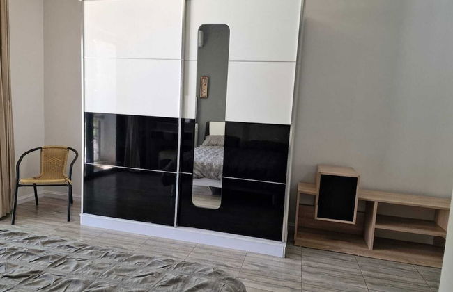 Sugareef 3-bed Apartment in Flic en Flac - Photo 3