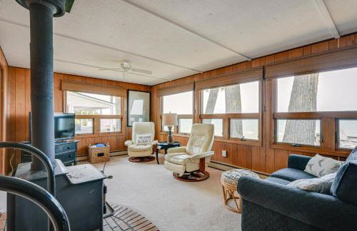 Vibrant Waterfront Vacation Rental on Lake Huron! - Foto 10