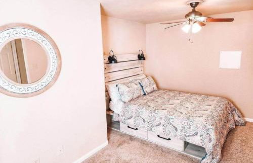 Falcon Retreat! Pet Friendly King Beds - Foto 3