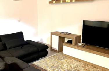 Immense Secret Cave - Foto 7