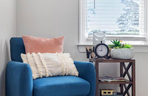 GATHERING HOUSE IN HISTORIC OAKWOOD - Foto 26