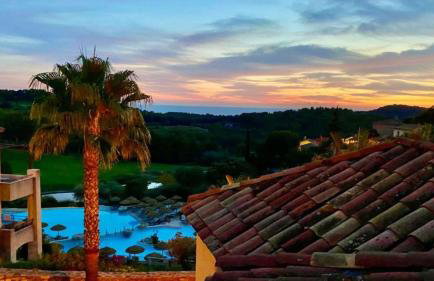 TRES BEL APPARTEMENT VUE MER - Piscine - Tennis et Golf - Foto 3