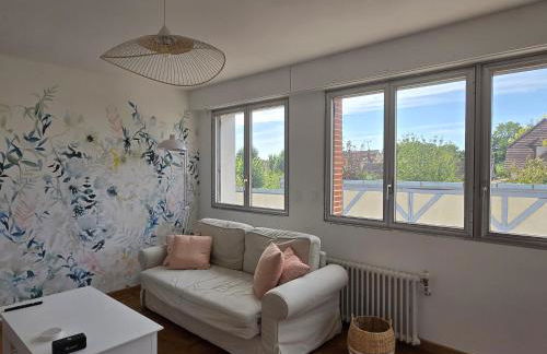 T2 50 M2 tout équipé - Place de parking Privée - Foto 4