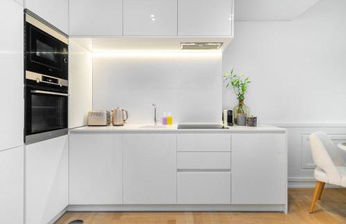 WHome | The Boulevard Prime Location & Timeless Luxury - Photo 14