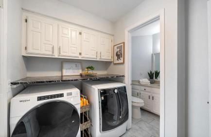 5BR Family Oasis with Pool and Game Room - Foto 7