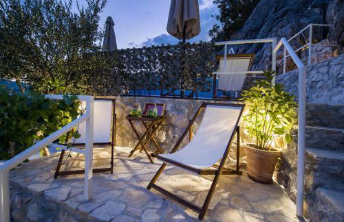 Stone House Marin - Photo 9