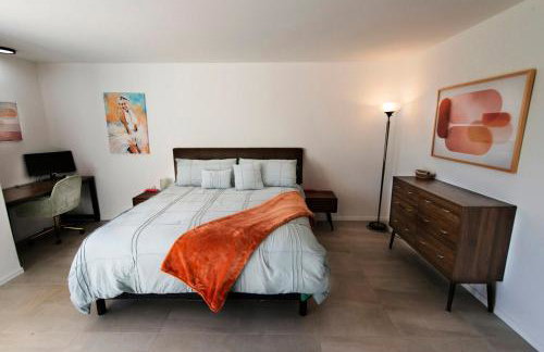 Saltwater Pool and Mountain Views - Foto 12