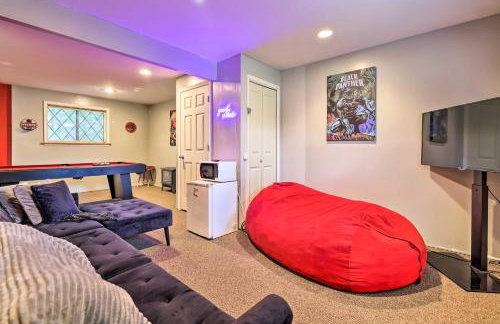 Walk to Lake Game Room Getaway in Pocono Summit! - Foto 4