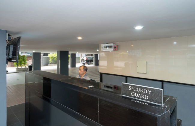 PSJ Penthouse - Photo 2