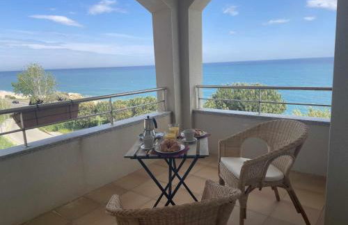 Villa Farell just in front of the sea - Foto 38