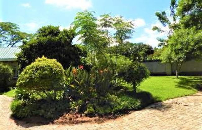 2 Bedroomed Apartment With En-suite and Kitchenette - 2067 - Foto 8