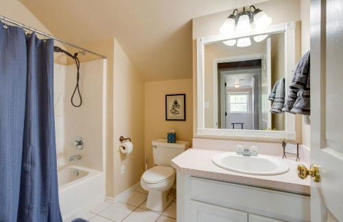 Home in Cimarron National Golf Club with Hot Tub! - Photo 22