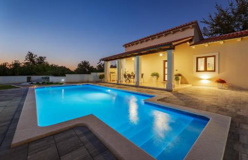 Villa Desapemani with heated pool - Photo 31