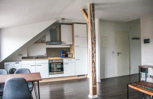 EXKLUSIVE 2 Zi. Dachgeschosswohnung in Top Lage! - Foto 6