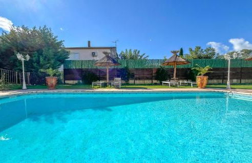 Awesome Home In Aramon With Outdoor Swimming Pool - Foto 10