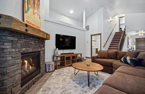 Elk Grove Getaway - Photo 4