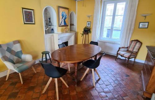 Appartement charmant, 3 chambres, centre de Meung-sur-Loire, près de la Loire et du château - FR-1-590-246 - Photo 7