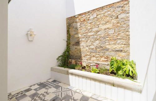 NEW! Stylish Portuguese Soul Retreat in Belém 4p - Photo 35