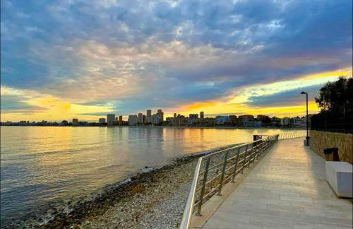 Private beachfront in Alicante - Photo 18