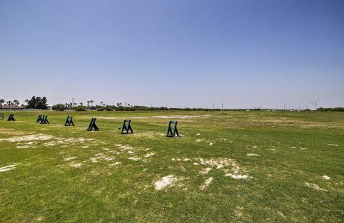 Condo on Golf Course - 10 Mi to South Padre Island - Foto 19