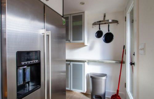 2-BR Petworth Pad Walk to METRO Subway - Foto 8