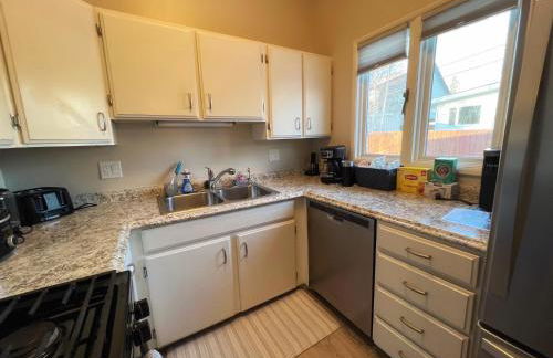 Downtown Coastal Trail 2 BDR 1 BTH Sleeps 2-6 - Photo 7