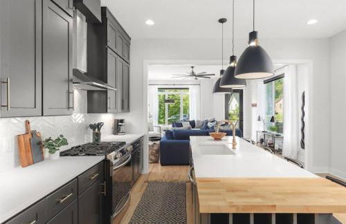 Huge Rooftop Patio at this Stunning Spacious House - Foto 17