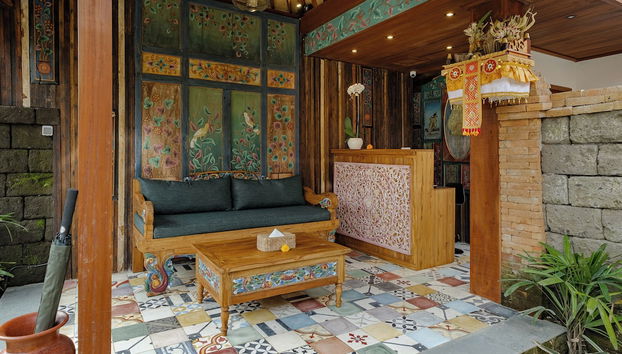 Kappat Ubud Villa - Foto 3, Sitzecke in der Lobby