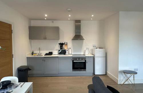 Spacious, bright 2 bed flat with 1 S/king bed. - Foto 17