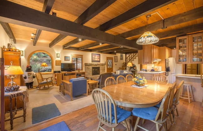 Musketeer by Avantstay Family Friendly Home In Tahoe Swiss Village! - Foto 16