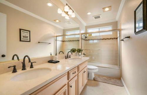 @ Marbella Lane - Captivating Home W/pool - Foto 52