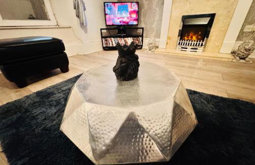 THE LION’S REST - BOUTIQUE APARTMENT SUITE. - Photo 10