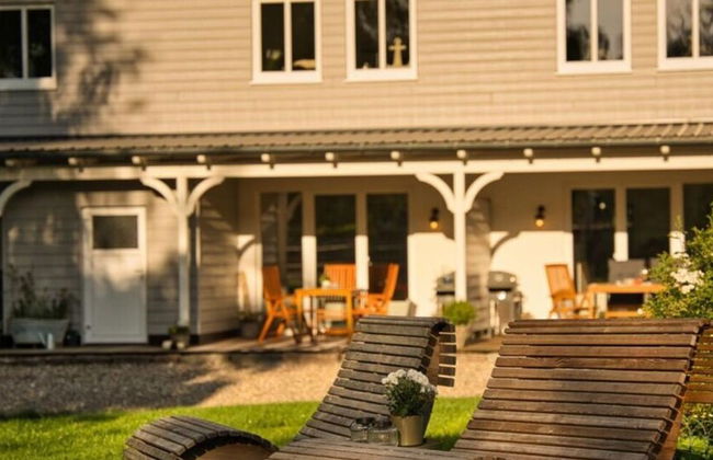 Northern Lights Modern Retreat - Photo 28