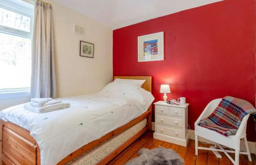 3 Bed in Kirriemuir 82244 - Foto 13