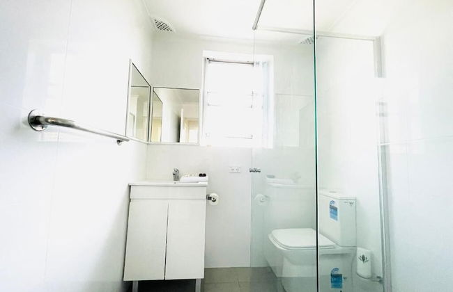 Lotus Stay Manly - Apartment 29A - Photo 8