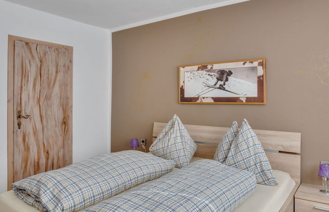 Voluminous Apartment near Ski Slopes in Maria Alm - Foto 7