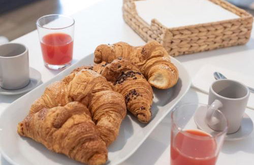 Art Home x4 in centre with private parking - Photo 23