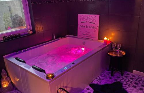 SPA bulles du paradis love room - Foto 32