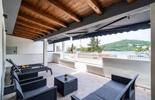 Hidden Gem Apartment - Photo 32