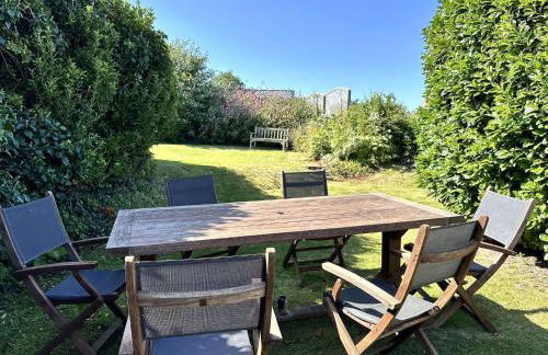 Well Cottage Retreat , Salthouse By Together Travel - Photo 26