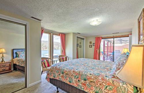 Fire Pit and Dock Lake of the Ozarks Hiller Haus - Foto 15