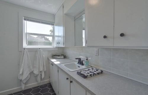Ambrosia - Mid Century Near 3rd St Pet-friendly - Foto 10