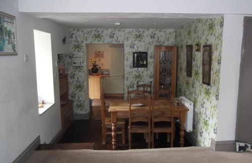 Manor House Annex - Sleeps up to 6 People - Photo 21