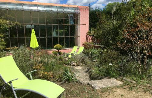 Ecolodge Au fil de l'eau, avec piscine intérieure et parc arboré - Foto 1