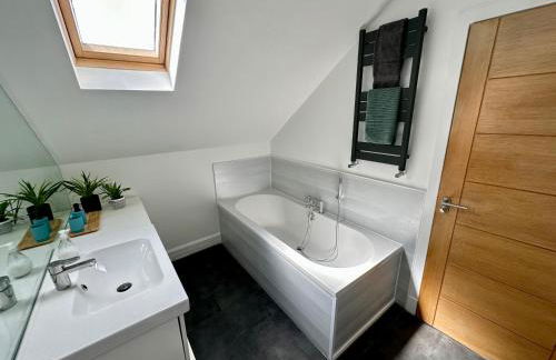 Lovely house & garden, short walk to town & beach. - Foto 32