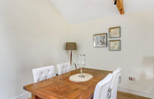 The Cowshed - Photo 4